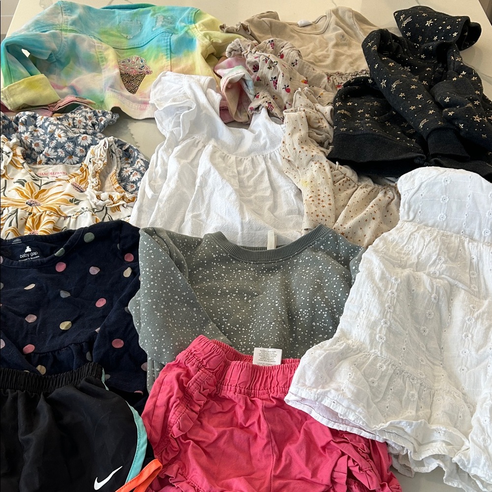 Girls toddler 12 piece Clothing Bundle